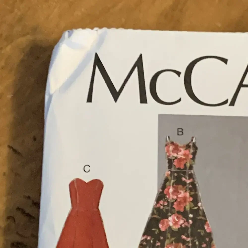 McCall’s Pattern M7718 Misses Special Occasion Eveningwear Dresses Size 6-14